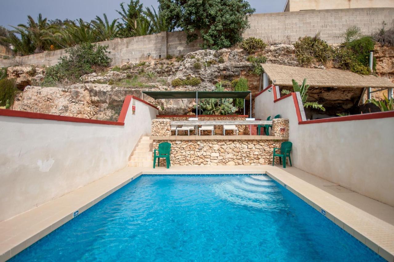Pool And Sea Merill Apartments - Happy Rentals Mellieha Ngoại thất bức ảnh