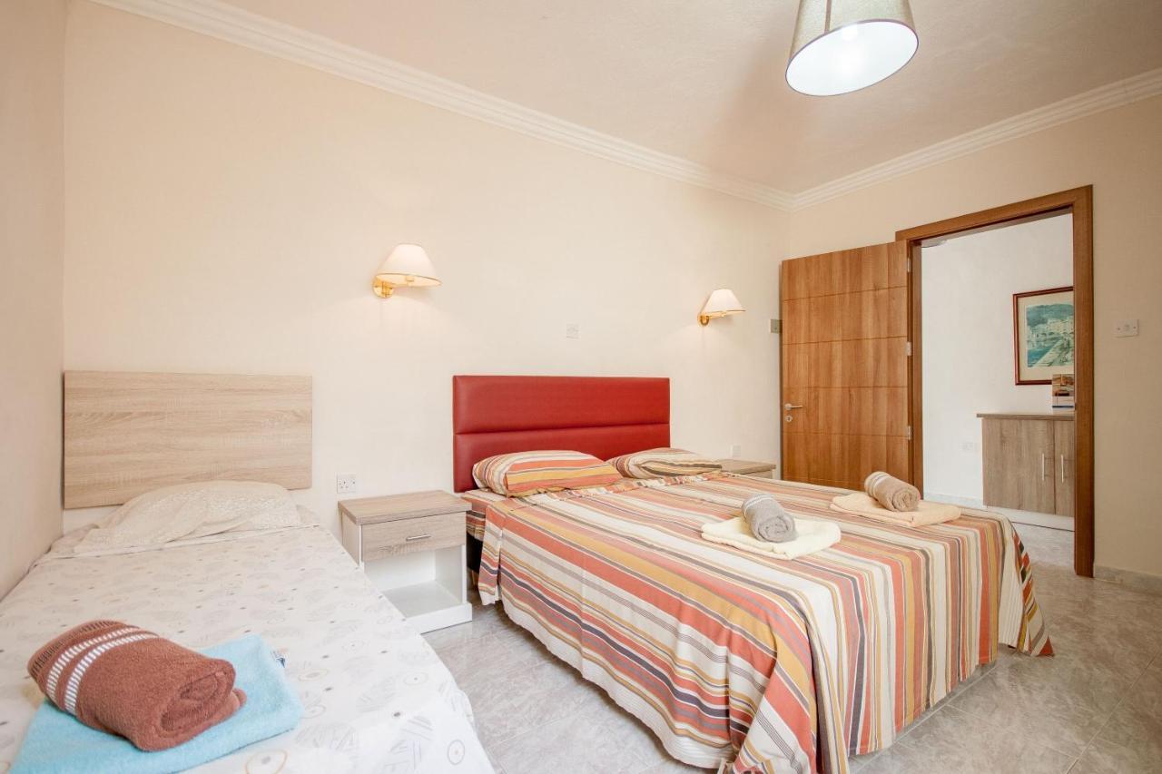 Pool And Sea Merill Apartments - Happy Rentals Mellieha Ngoại thất bức ảnh