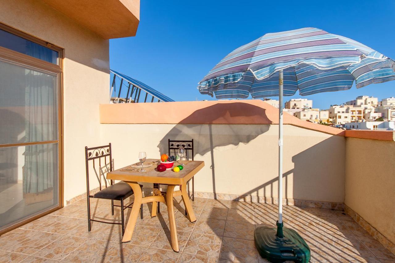 Pool And Sea Merill Apartments - Happy Rentals Mellieha Ngoại thất bức ảnh